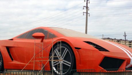 Lamborghini gallardo géante